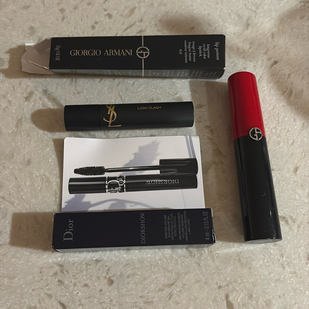 Mascara lipstick lot